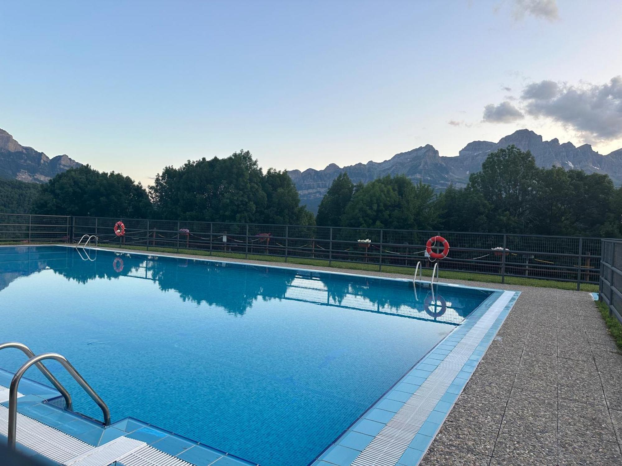 Апартаменти Mirador De Panticosa By Pirineos360 - Piscina Y 2 Plazas De Garaje Екстер'єр фото